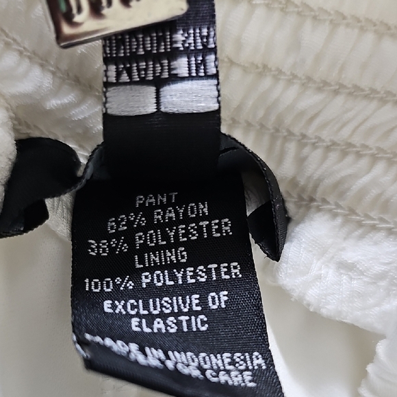 BCX Sheer White Pants - Picture 10 of 11